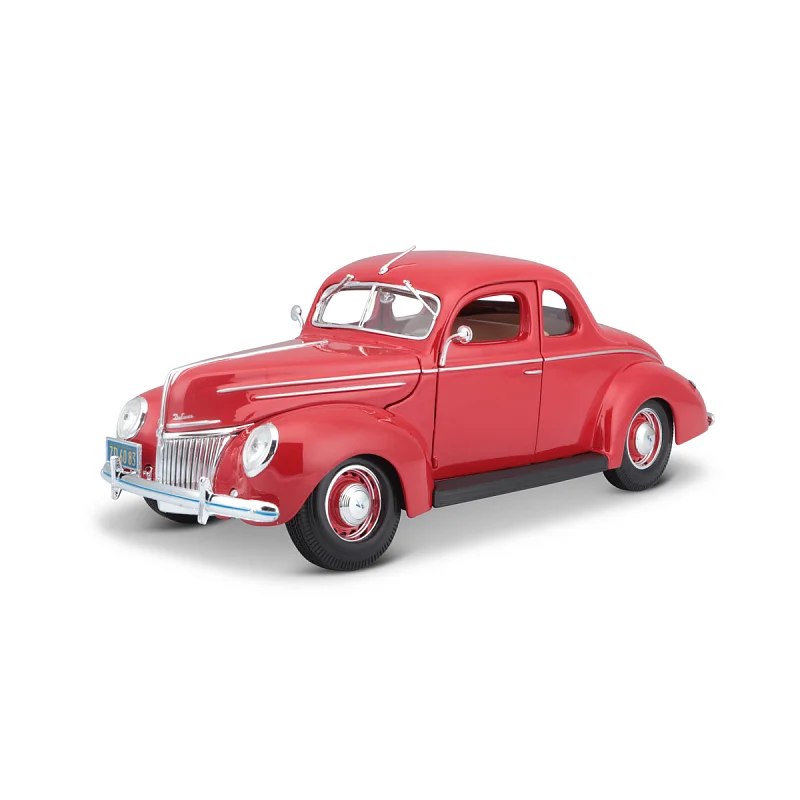 Maisto - 1939 Ford Deluxe Coupe, červená, 1:18