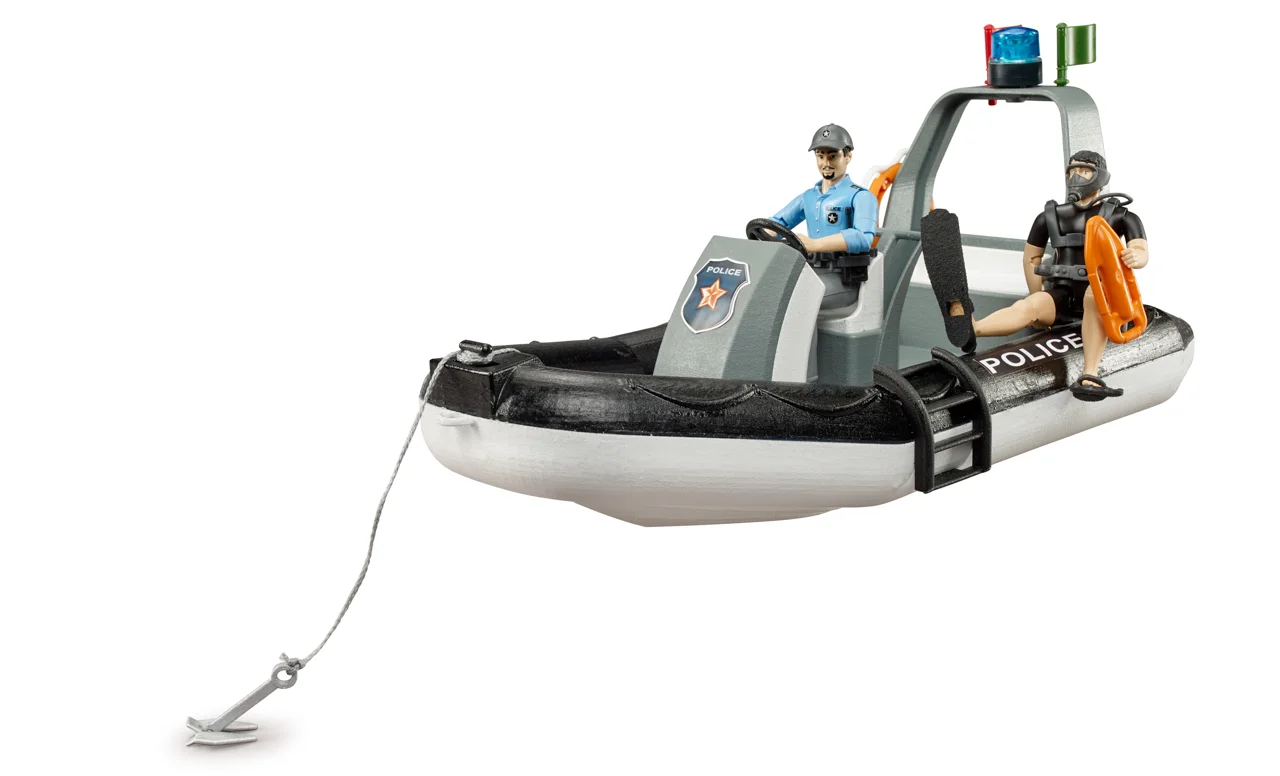 bworld - policejní člun s blikajícím světlem