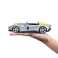 Bburago - RACE+PLAY, Ferrari Monza SP1, stříbrná, 1:24