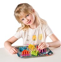 Kufřík se souborem her