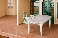 Nábytek - elegantní jídelna s krbem