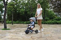 Tříkolka Globber Explorer Trike Foldable 4v1, černo-šedá