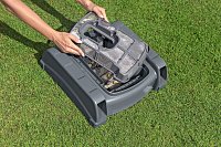 Bazénový robotický vysavač s povrchovým skimmerem Aquatronix G300