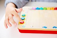 Mini pixel piano Pixelz se světelnými a zvukovými efekty