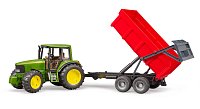 Farmer - traktor John Deere s vlekem