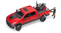 Volný čas - Ram 2500 nákladní auto s motorkou a řidičem