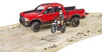 Volný čas - Ram 2500 nákladní auto s motorkou a řidičem