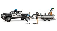 Konstrukční vozy - RAM policejní pickup s přívěsem a lodí