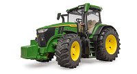 Farmer - traktor John Deere