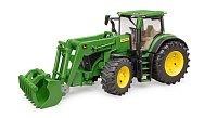 Farmer - traktor John Deere s předním nakladačem