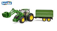 Farmer - traktor John Deere s predným nakladačom a sklápacím prívesom