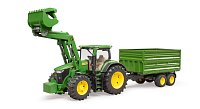 Farmer - traktor John Deere s předním nakladačem a sklápěcím přívěsem