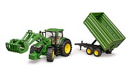 Farmer - traktor John Deere s předním nakladačem a sklápěcím přívěsem