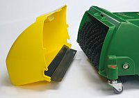 Přední nástavec John Deere - zametací kartáč