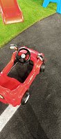 Velké šlapací auto s klaksonem