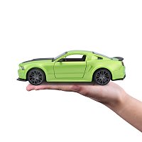 Maisto - 2014 Ford Mustang Street Racer, matná zelená, 1:24