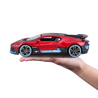 Maisto - Bugatti Divo, červená, 1:24