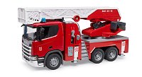 Záchranná auta - Scania Super 560R Požární auto s žebříkem a vodní pumpou