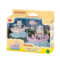 Mořská vozítka a baby figurky  v zábavném parku