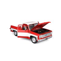 Maisto - 1974 Chevrolet C10 Cheyenne Super, červeno-bílá, 1:18