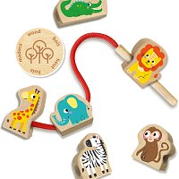 Moje první navlékání dřevěných korálků zvířátek