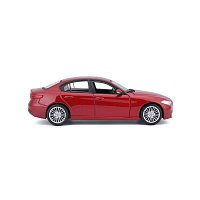Bburago - Auta HOBBY, Alfa Romeo Giulia, červená metalíza, 1:24