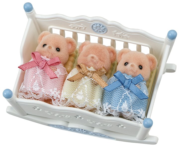 Sušenkoví medvídci trojčata v kolébce